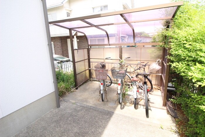 サニーコート香椎の物件外観写真