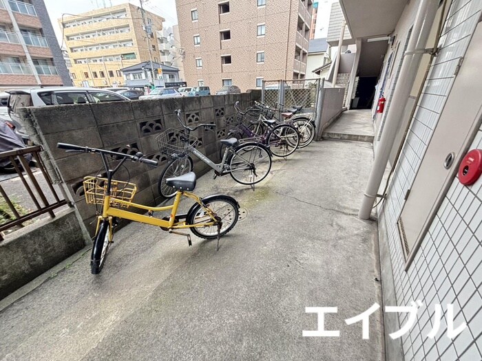 アスカビルの物件外観写真