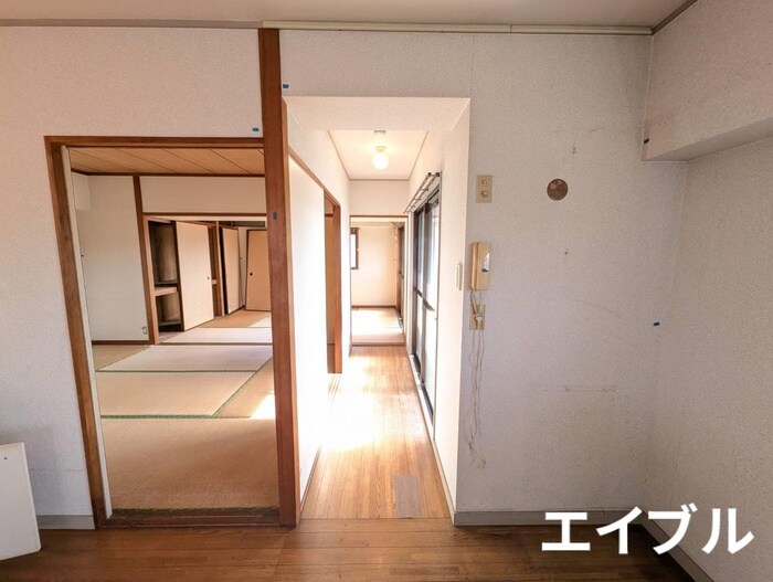 アスカビルの物件内観写真