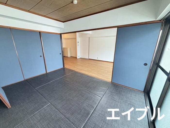 アスカビルの物件内観写真