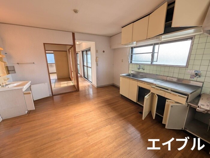 アスカビルの物件内観写真