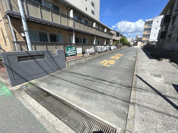 セントラルハイツ谷の物件外観写真