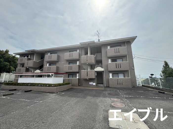 ビューヒルズの物件外観写真