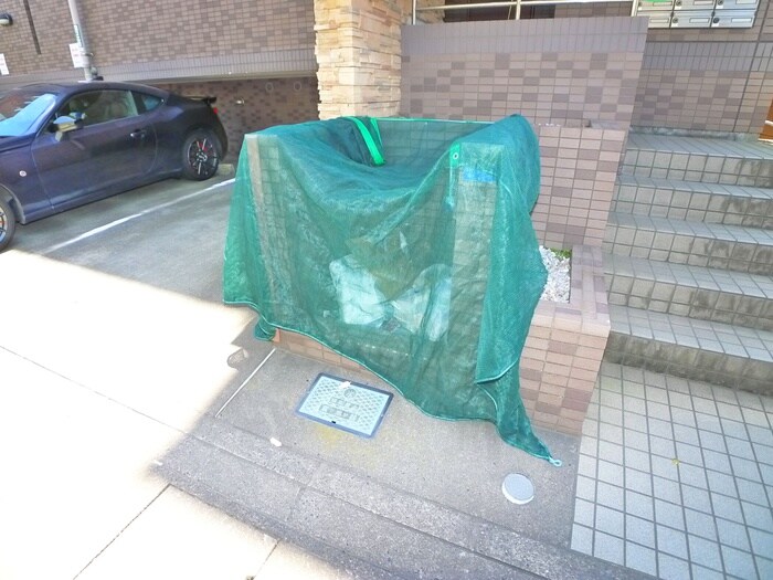 れいめい下荒田の物件外観写真