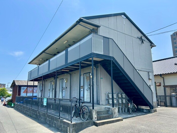 シャポ－２０００の物件外観写真