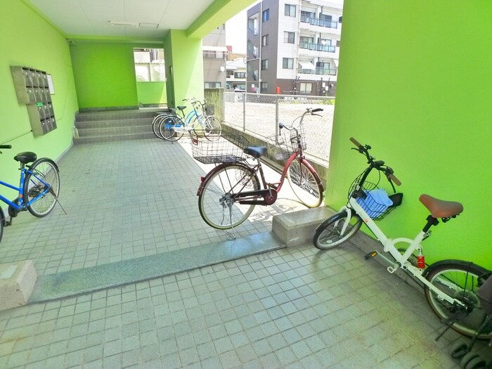 ｍ　ａｐａｒｔｍｅｎｔの物件外観写真