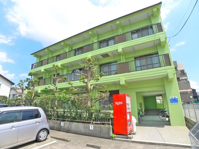 ｍ　ａｐａｒｔｍｅｎｔの物件外観写真