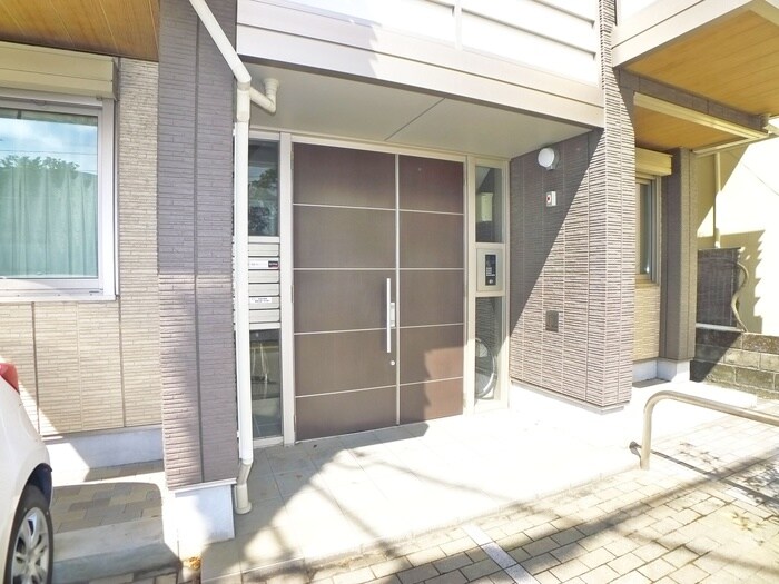 シャーメゾン純心電停前の物件外観写真