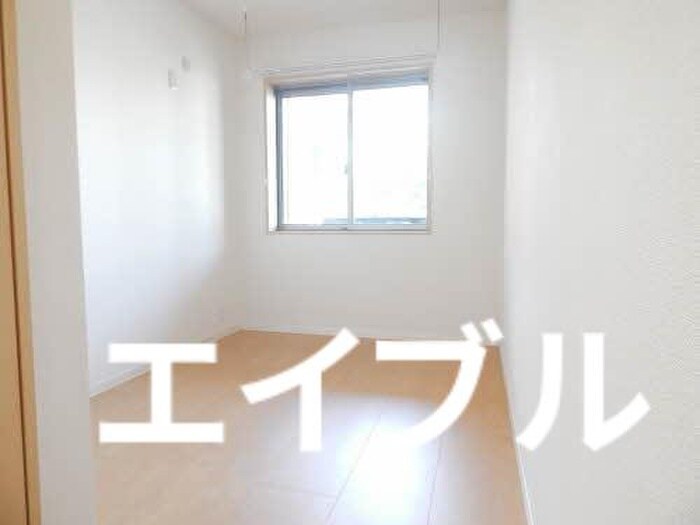 シャーメゾン純心電停前の物件内観写真