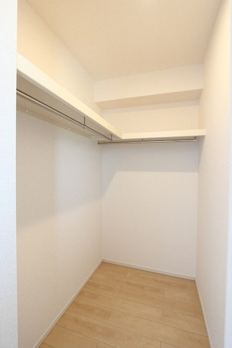 エテルノ・ピーヌⅡの物件内観写真