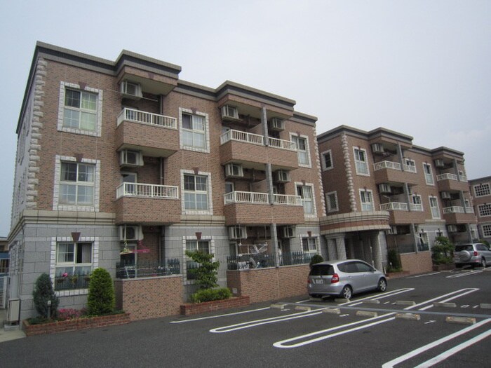 エスタシオンの物件外観写真