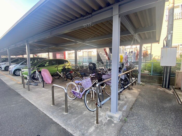 ＵＳハイツの物件外観写真