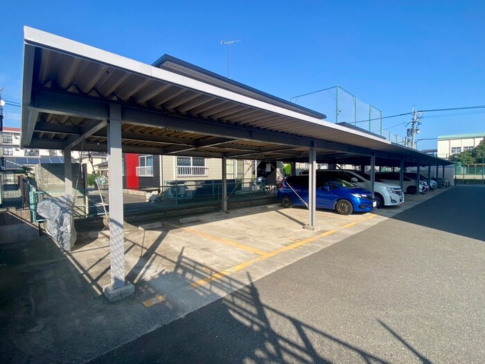 ＵＳハイツの物件外観写真