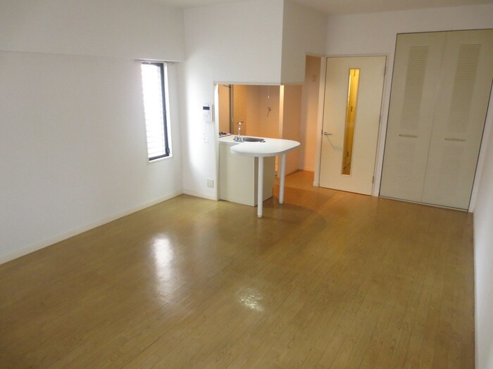 サンセーヌ大名の物件内観写真