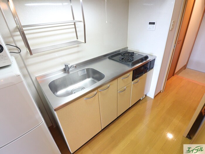 ロイヤルヒルズタワーの物件内観写真