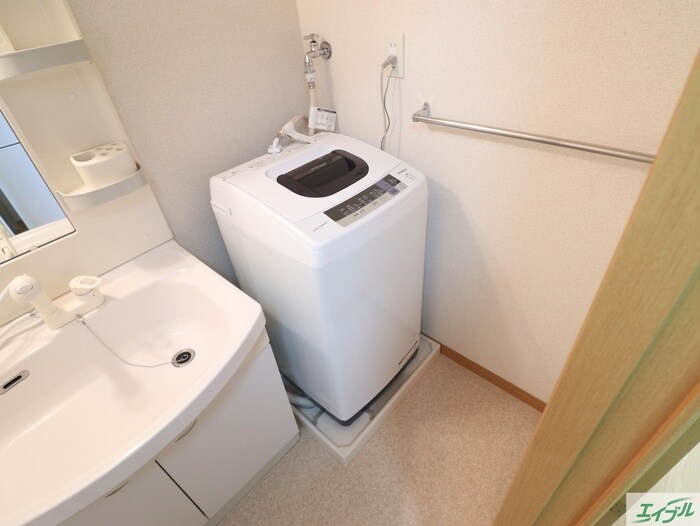 ロイヤルヒルズタワーの物件内観写真