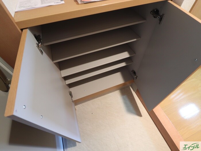 ロイヤルヒルズタワーの物件内観写真