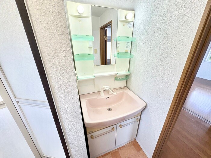 カネツグビルの物件内観写真