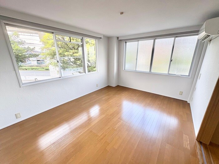 カネツグビルの物件内観写真