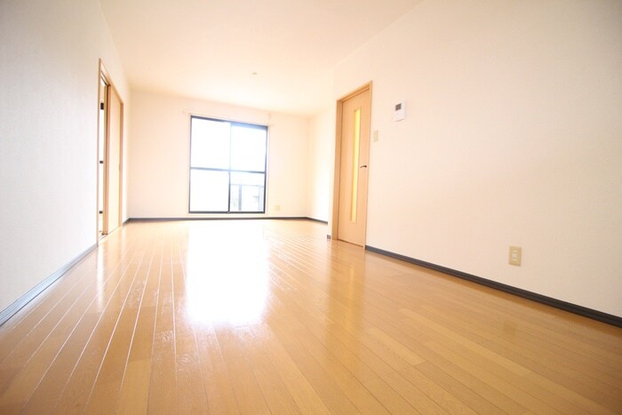 アイリーヒルズＡの物件内観写真