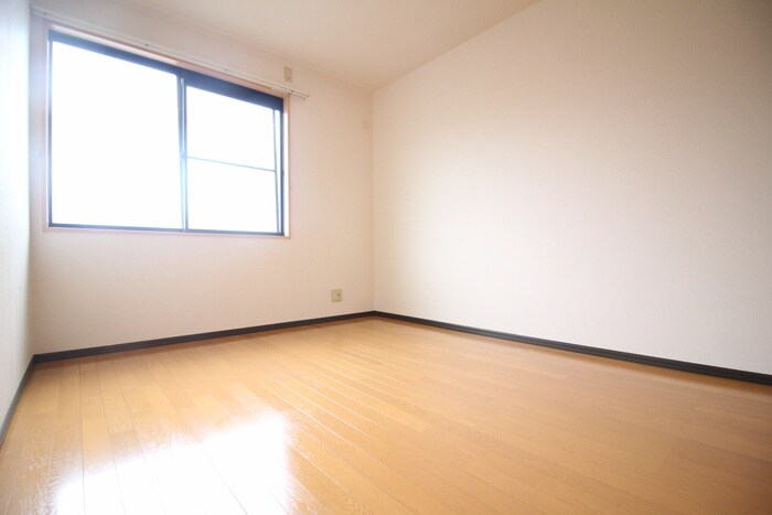 アイリーヒルズＡの物件内観写真