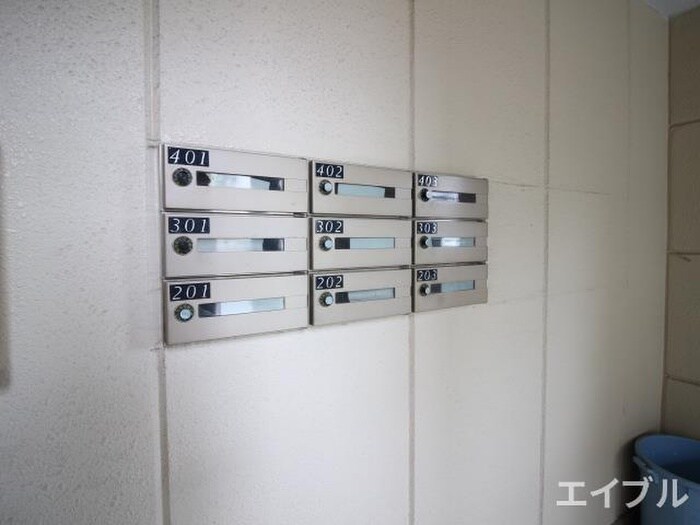 シャンブルクレ－ルの物件外観写真