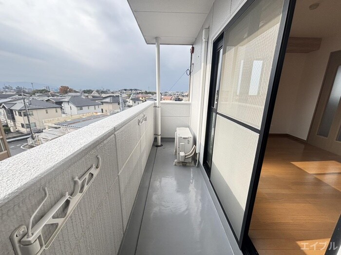 シャンブルクレ－ルの物件内観写真