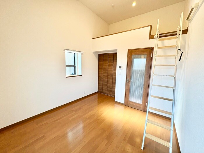 メゾン・アレックスワン城野の物件内観写真