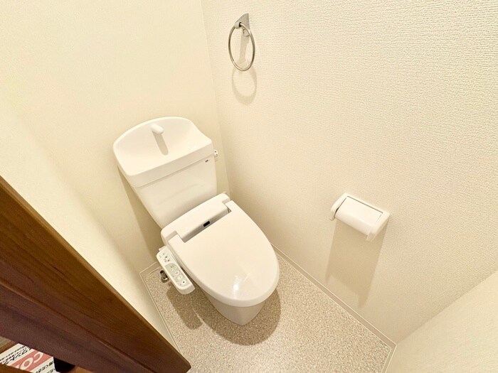 メゾン・アレックスワン城野の物件内観写真