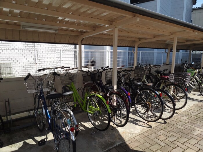 アルカディアロイヤルの物件外観写真