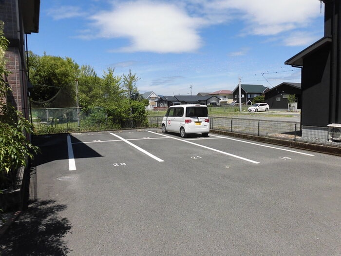 メディオ・ルーチェAの物件外観写真