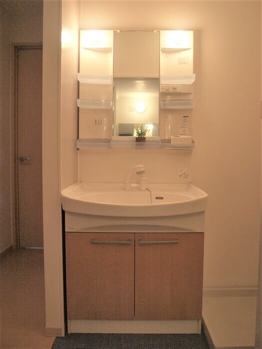 メディオ・ルーチェAの物件内観写真