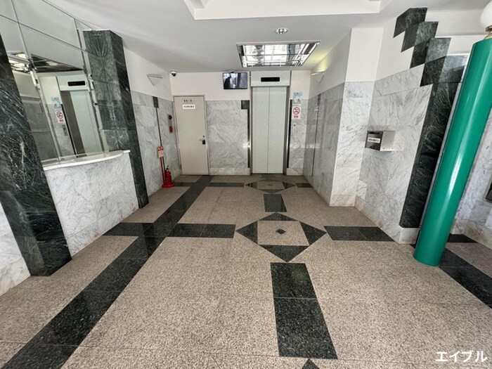 ｴｽﾃｰﾄﾓｱ平尾山荘通り(303)の物件外観写真