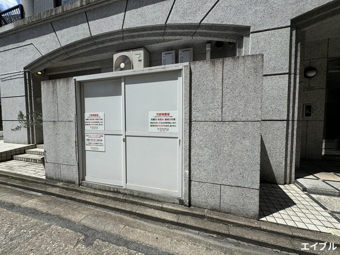 ｴｽﾃｰﾄﾓｱ平尾山荘通り(303)の物件外観写真