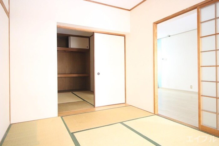 ﾒｿﾞﾝ川上の物件内観写真