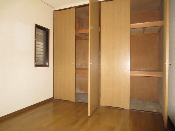 グランド－ル大産の物件内観写真