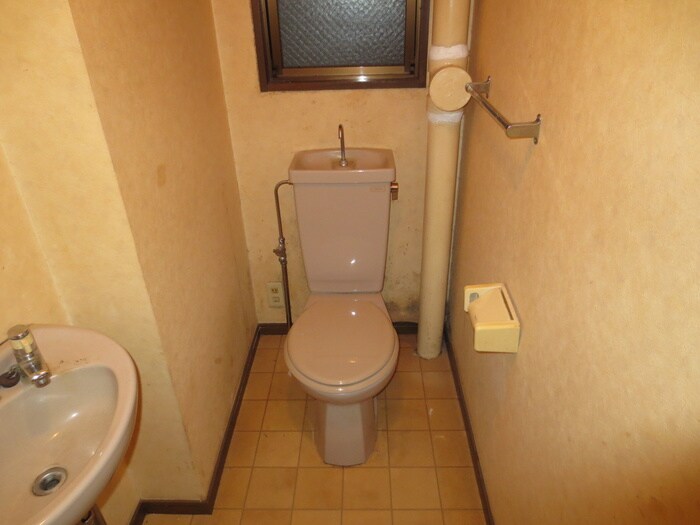 グランド－ル大産の物件内観写真