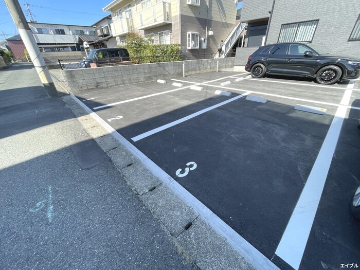 Urben Nestの物件外観写真