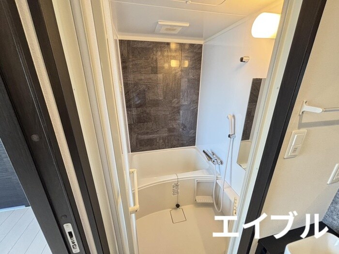 ルヴェル天保山の物件内観写真