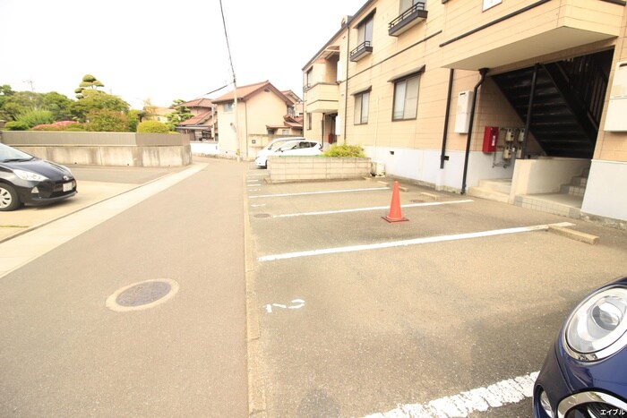 メロディハイツ春日公園の物件外観写真