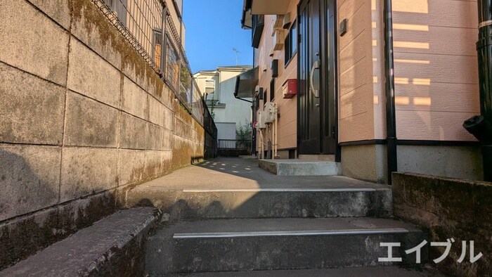 ツインハウスミチエールの物件外観写真