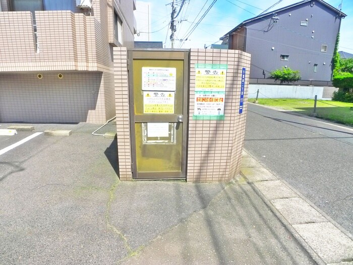 ロイヤルメゾン下荒田の物件外観写真