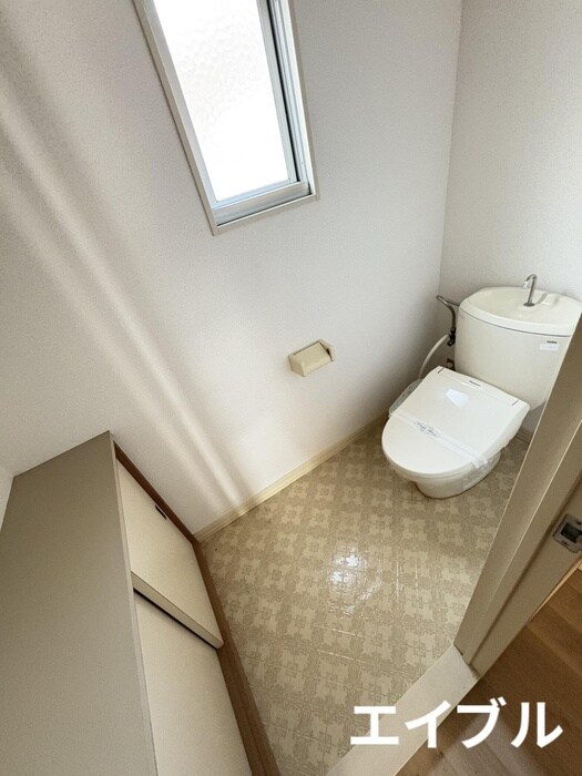 ロイヤルハイツの物件内観写真