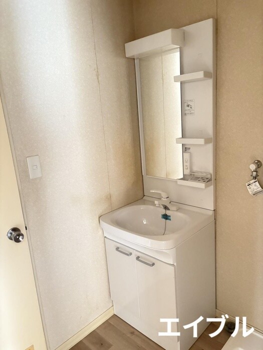 ロイヤルハイツの物件内観写真