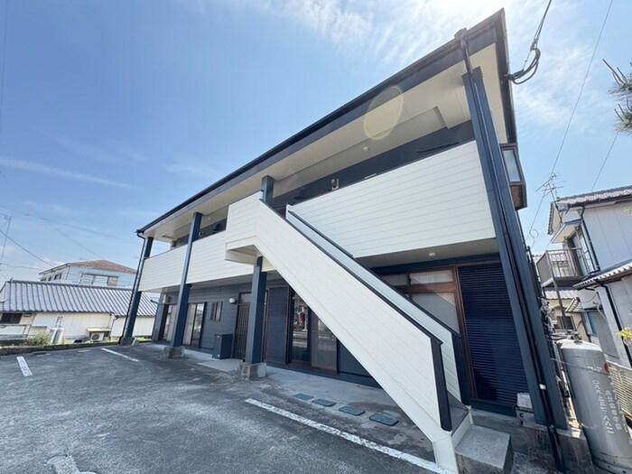 サニーフラットの物件外観写真