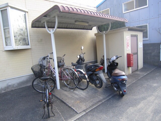 メロディハイツ八尋の物件外観写真