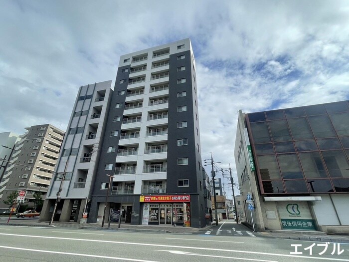 グランドシャルドンの物件外観写真