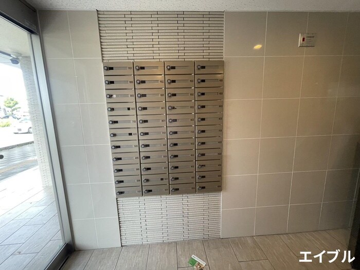 グランドシャルドンの物件外観写真