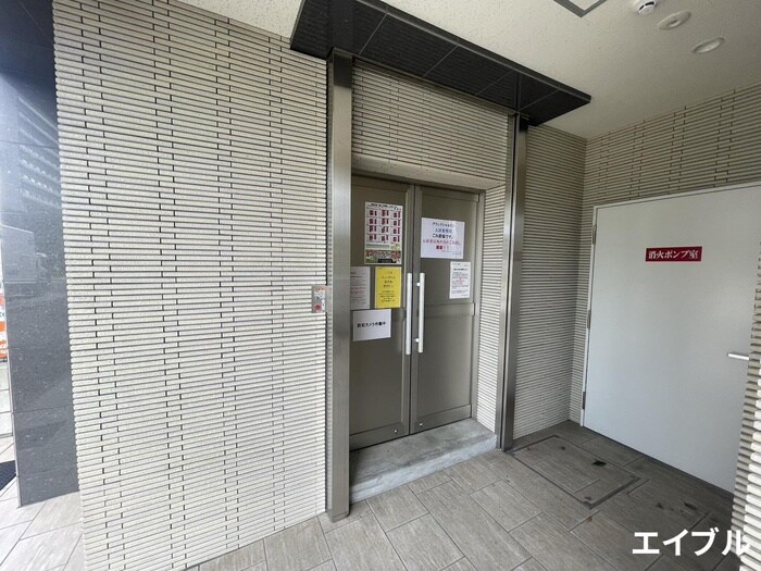 グランドシャルドンの物件外観写真