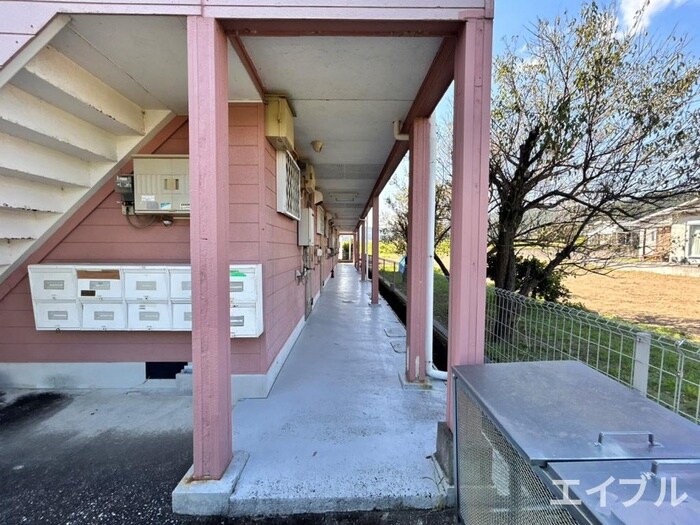 SUNハイツの物件外観写真